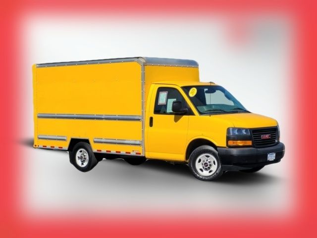 2019 GMC Savana Base