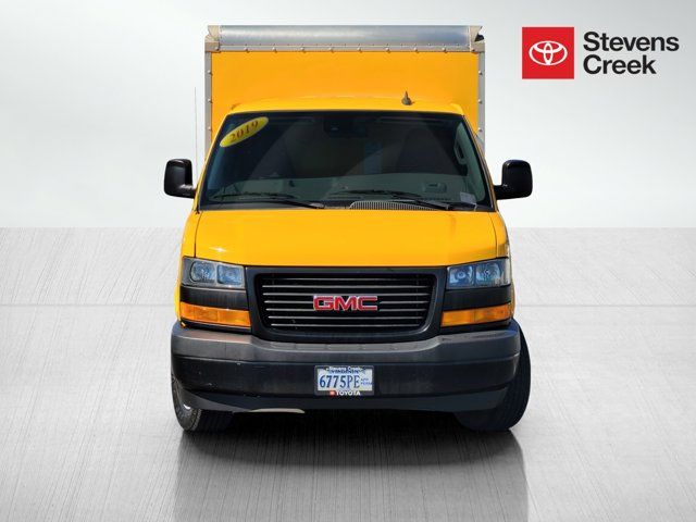 2019 GMC Savana Base