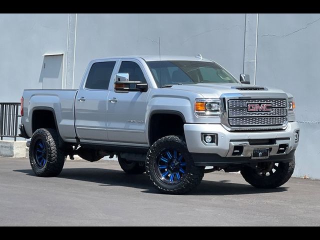 2019 GMC Sierra 2500HD Denali