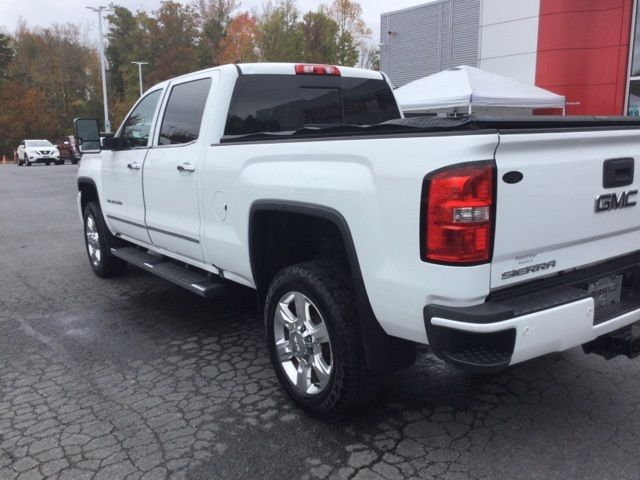 2019 GMC Sierra 2500HD Denali