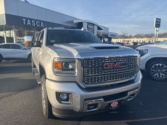 2019 GMC Sierra 2500HD Denali