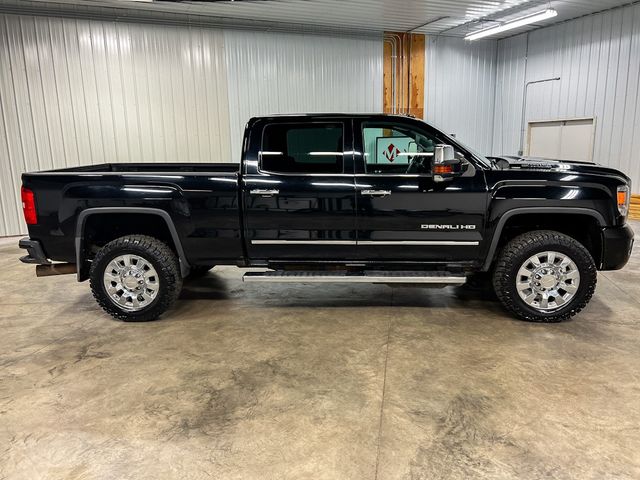 2019 GMC Sierra 2500HD Denali