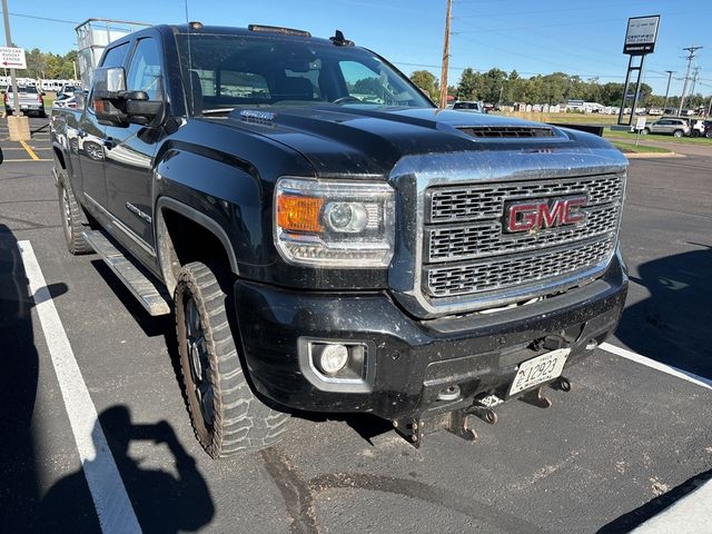 2019 GMC Sierra 2500HD Denali