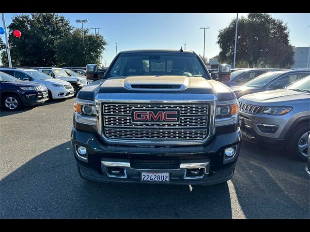 2019 GMC Sierra 2500HD Denali