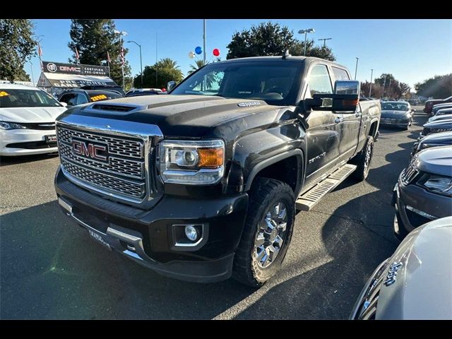 2019 GMC Sierra 2500HD Denali