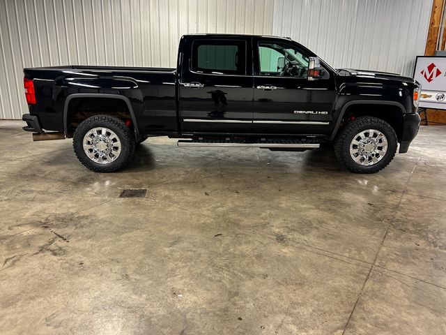 2019 GMC Sierra 2500HD Denali