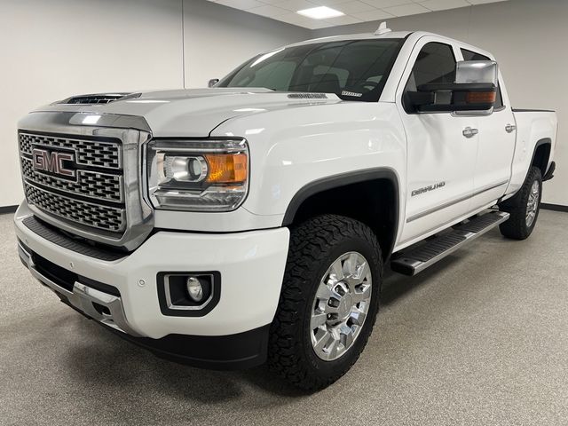 2019 GMC Sierra 2500HD Denali