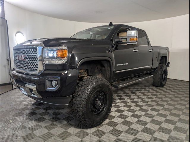 2019 GMC Sierra 2500HD Denali