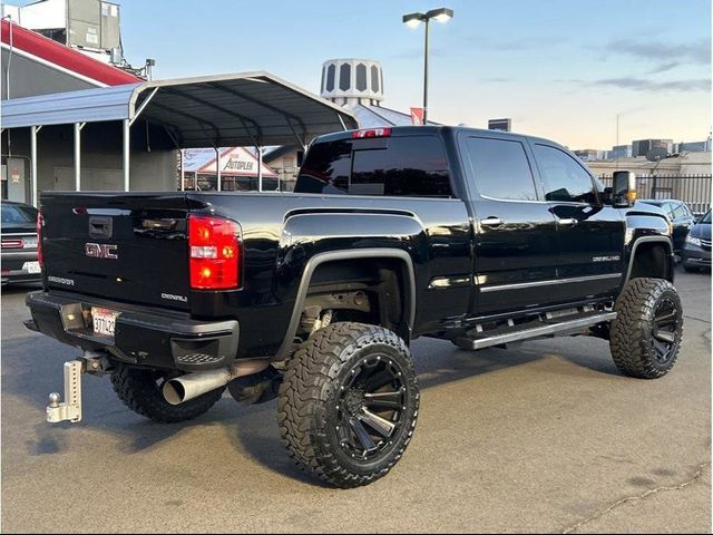 2019 GMC Sierra 2500HD Denali