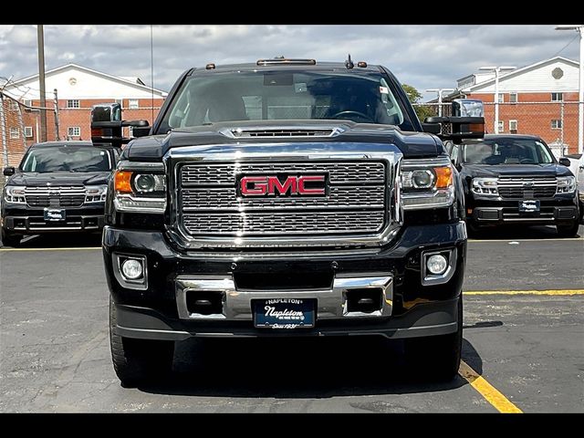 2019 GMC Sierra 2500HD Denali