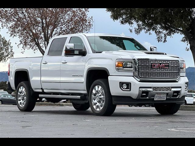 2019 GMC Sierra 2500HD Denali