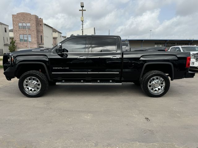 2019 GMC Sierra 2500HD Denali