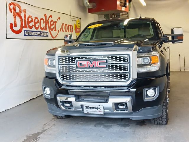 2019 GMC Sierra 2500HD Denali