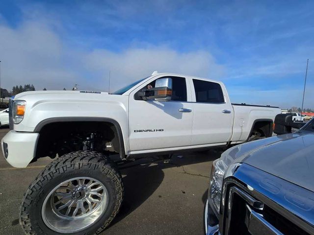 2019 GMC Sierra 2500HD Denali