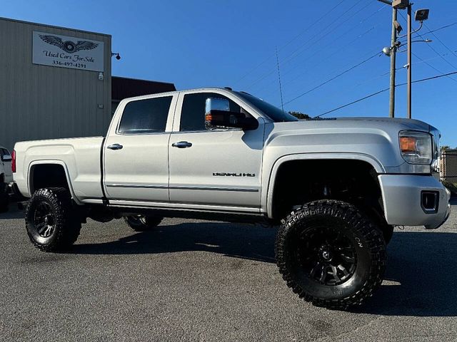 2019 GMC Sierra 2500HD Denali