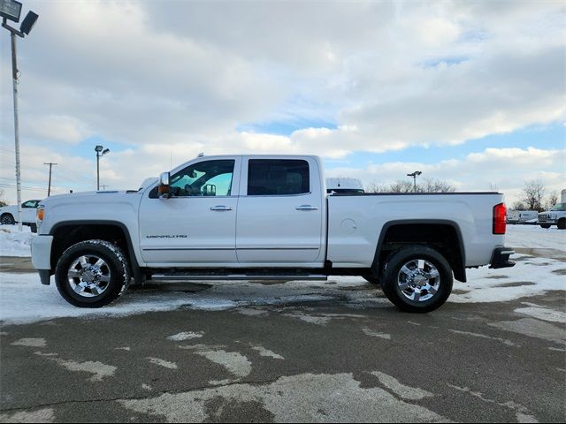 2019 GMC Sierra 3500HD Denali