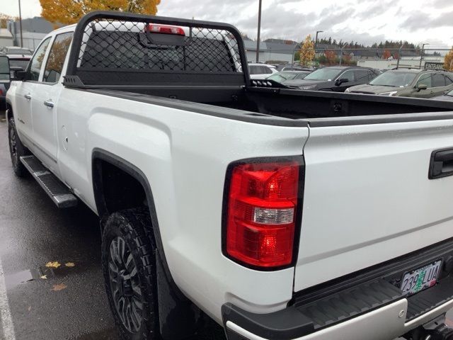 2019 GMC Sierra 3500HD Denali