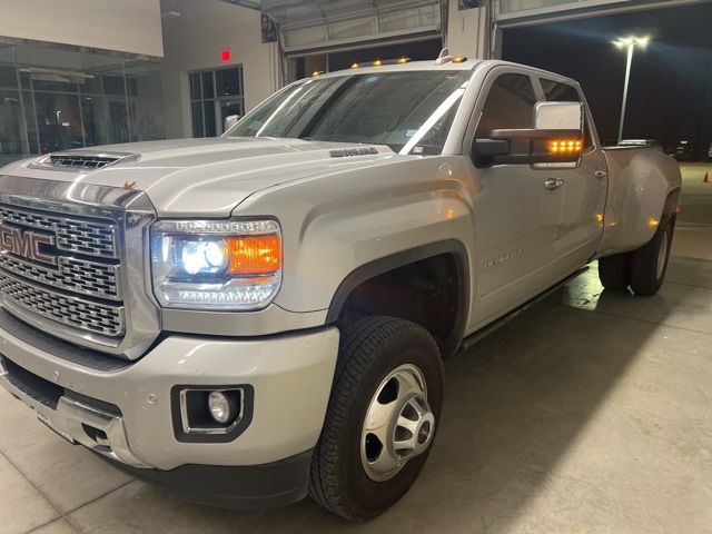 2019 GMC Sierra 3500HD Denali