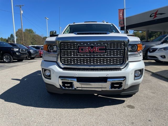 2019 GMC Sierra 3500HD Denali