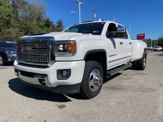 2019 GMC Sierra 3500HD Denali