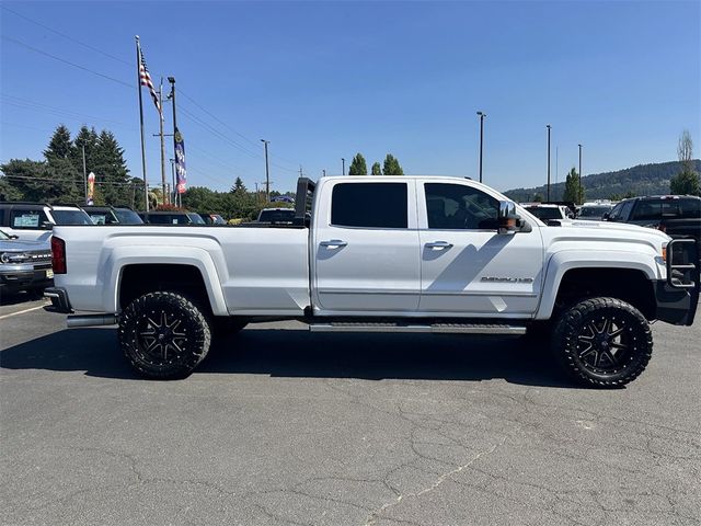 2019 GMC Sierra 3500HD Denali