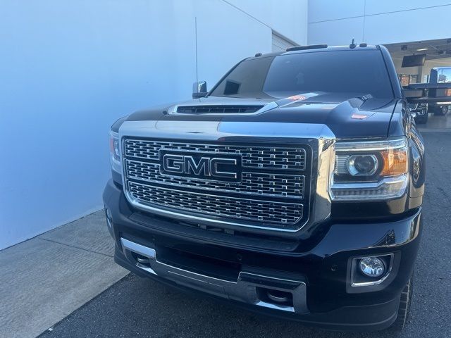 2019 GMC Sierra 3500HD Denali