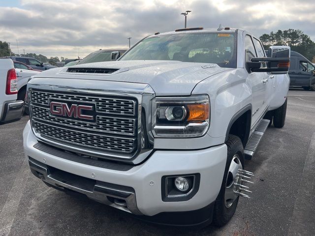 2019 GMC Sierra 3500HD Denali