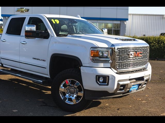 2019 GMC Sierra 3500HD Denali