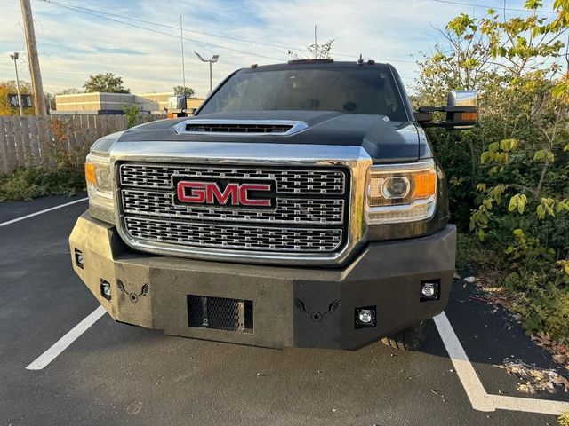 2019 GMC Sierra 3500HD Denali