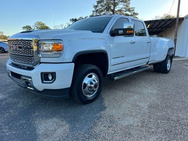 2019 GMC Sierra 3500HD Denali