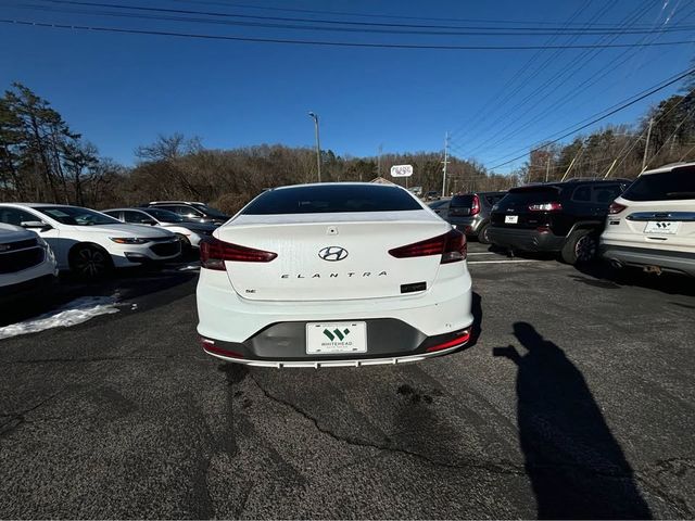 2019 Hyundai Elantra SE