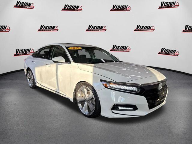 2019 Honda Accord Touring 2.0T