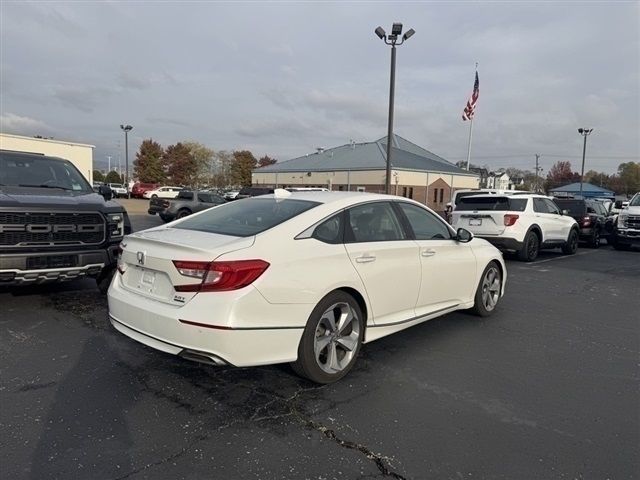 2019 Honda Accord Touring 2.0T