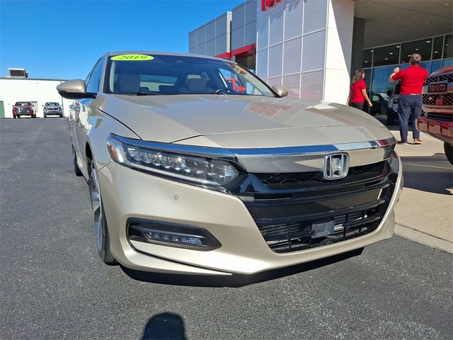 2019 Honda Accord Touring 2.0T