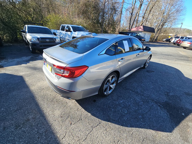 2019 Honda Accord Touring 2.0T