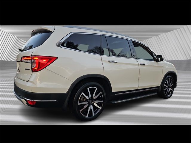 2019 Honda Pilot Touring 8-Passenger