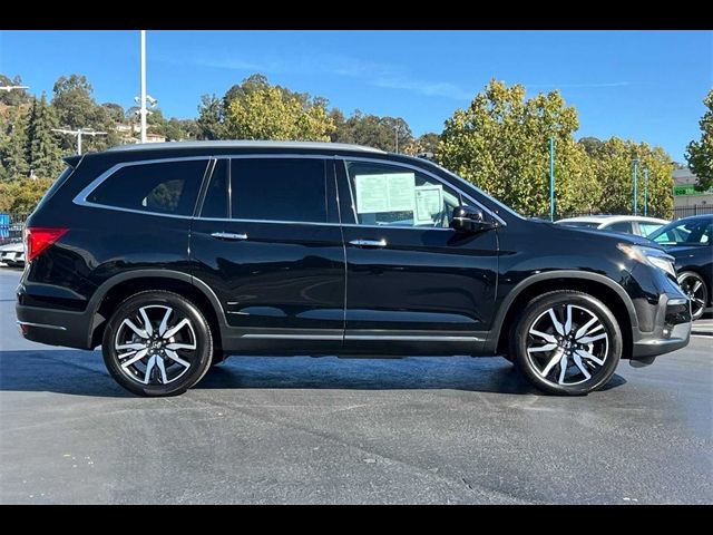 2019 Honda Pilot Touring 8-Passenger