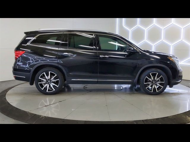 2019 Honda Pilot Touring 8-Passenger