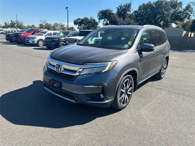 2019 Honda Pilot Touring 8-Passenger