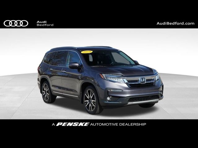 2019 Honda Pilot Touring 8-Passenger