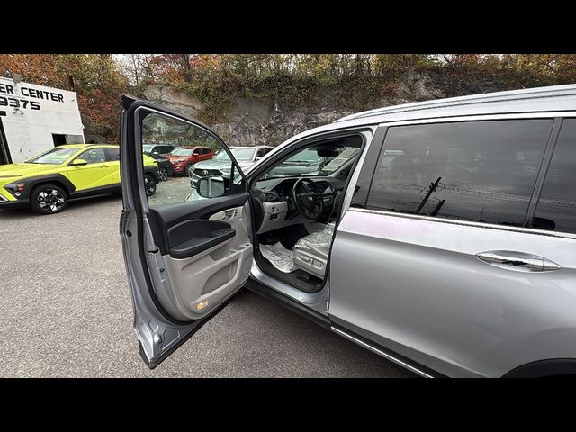 2019 Honda Pilot Touring 8-Passenger