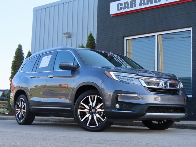 2019 Honda Pilot Touring 8-Passenger