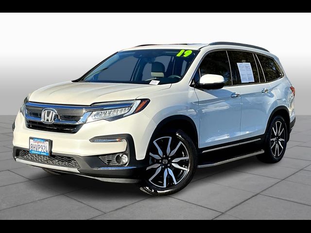 2019 Honda Pilot Touring 8-Passenger