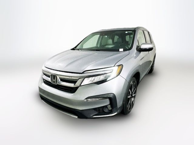 2019 Honda Pilot Touring 8-Passenger