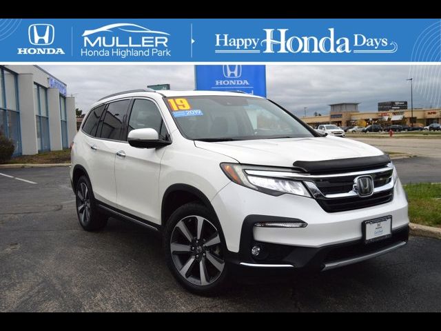 2019 Honda Pilot Touring 8-Passenger