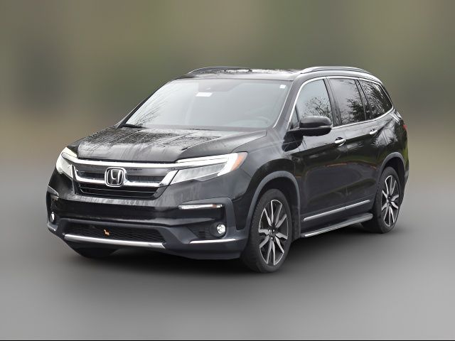 2019 Honda Pilot Touring 8-Passenger