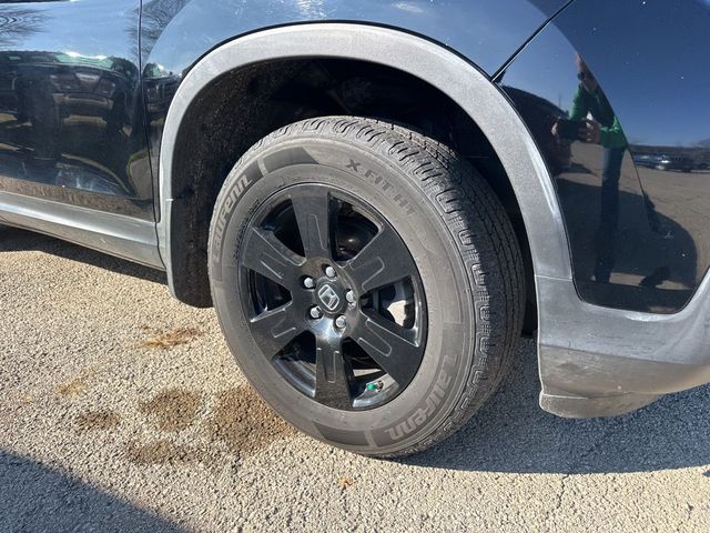 2019 Honda Ridgeline Black Edition