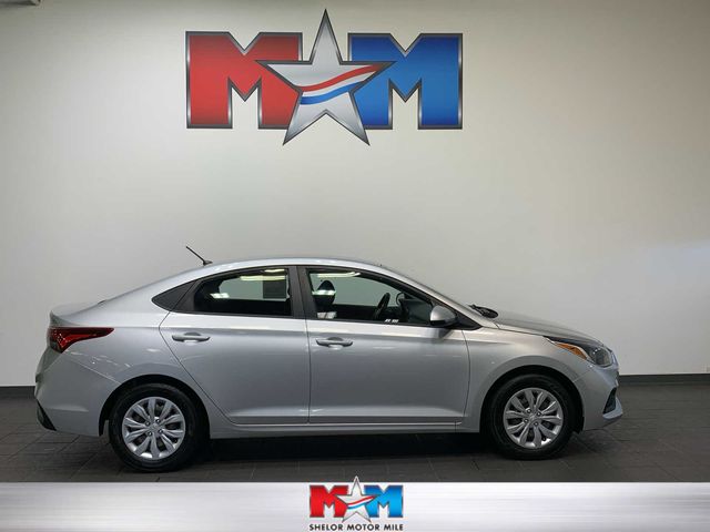 2019 Hyundai Accent SE