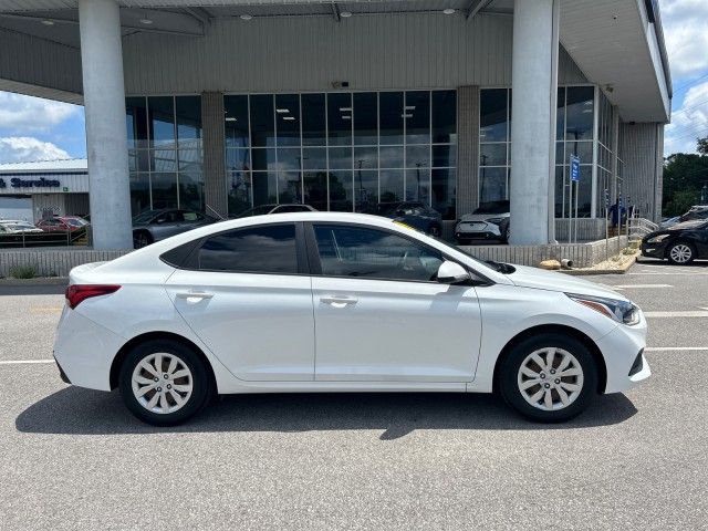 2019 Hyundai Accent SE