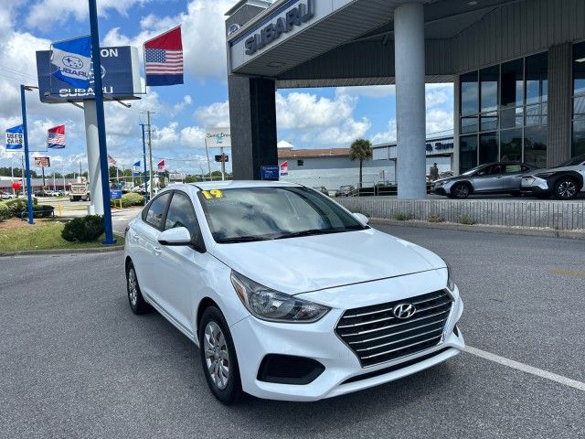 2019 Hyundai Accent SE